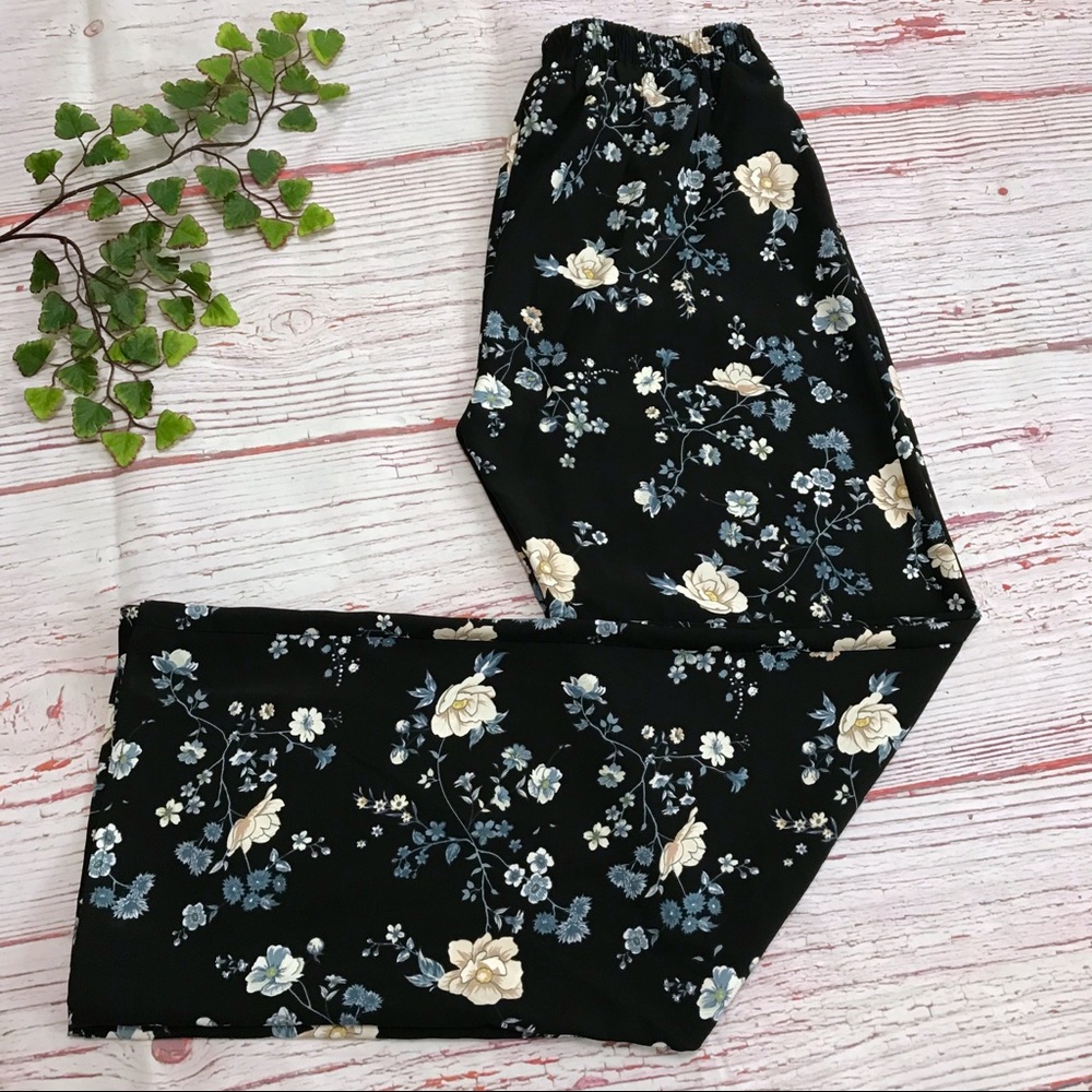 StreetWear Society Floral Lounge Pants Pull-On